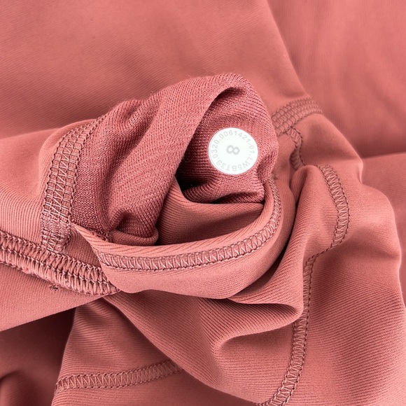 lululemon athletica “Wunder Under High Rise Tight 28”, Size 8 - Picture 11 of 11